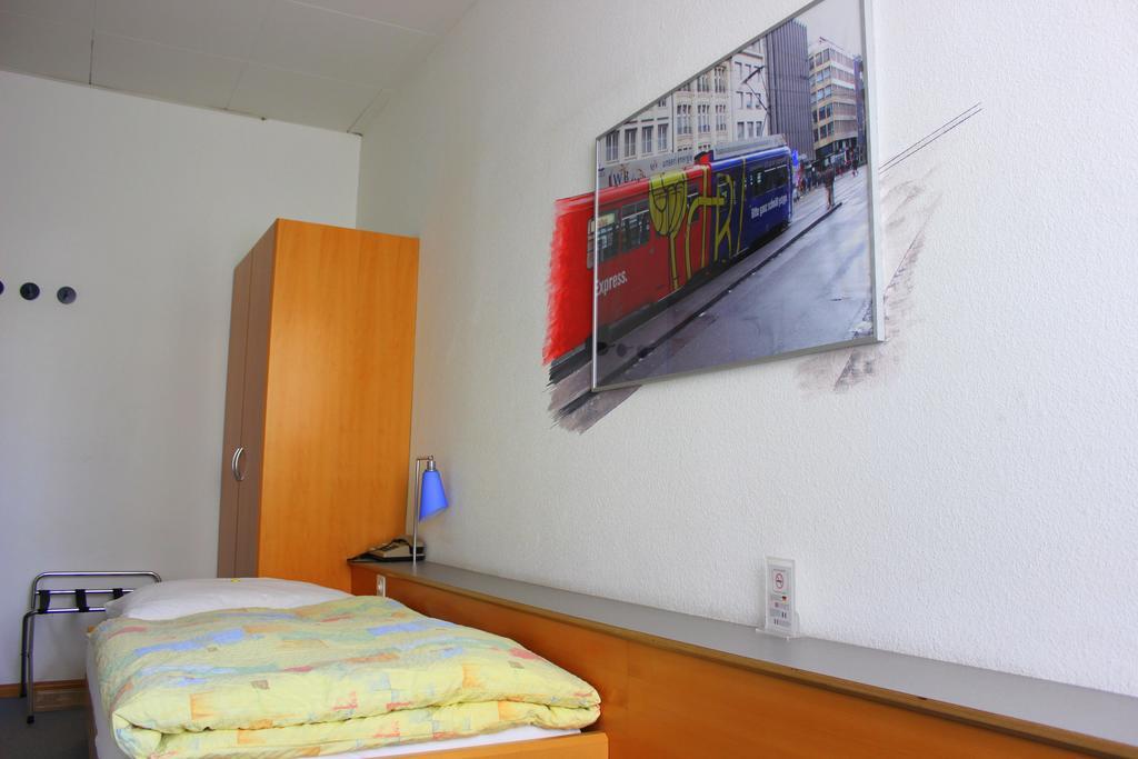 Hotel Muenchnerhof Basel Exteriör bild